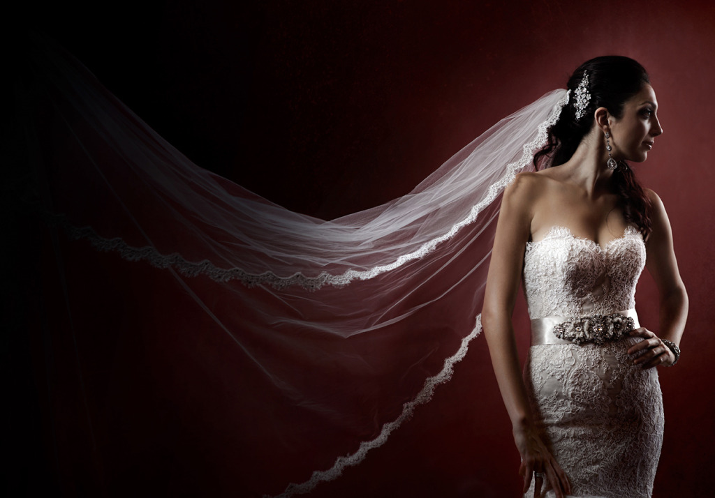 Relax & enjoy the convenience of having a mobile hair & make-up artist from Niagara Falls